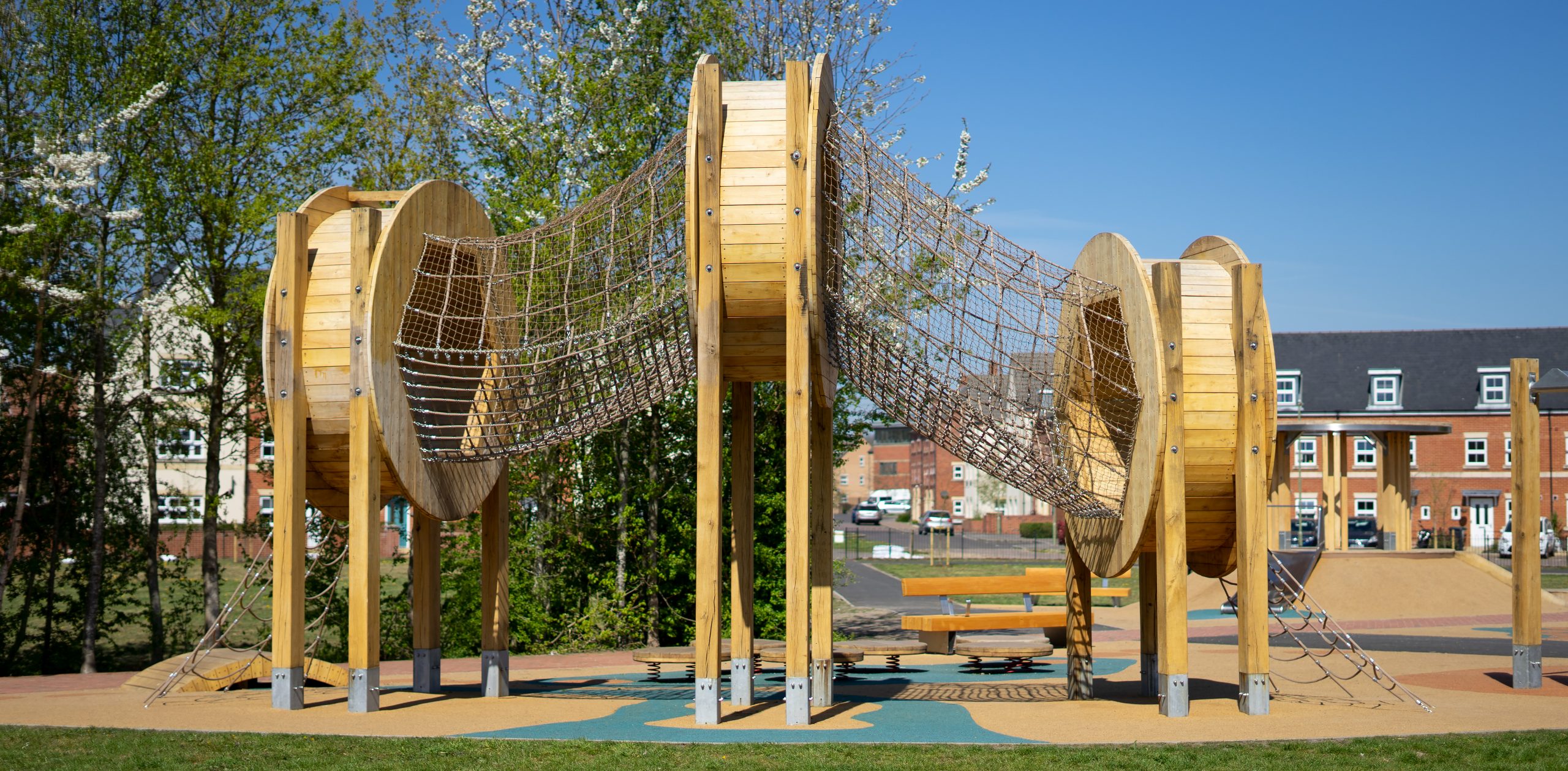 custom playground design pirelli park
