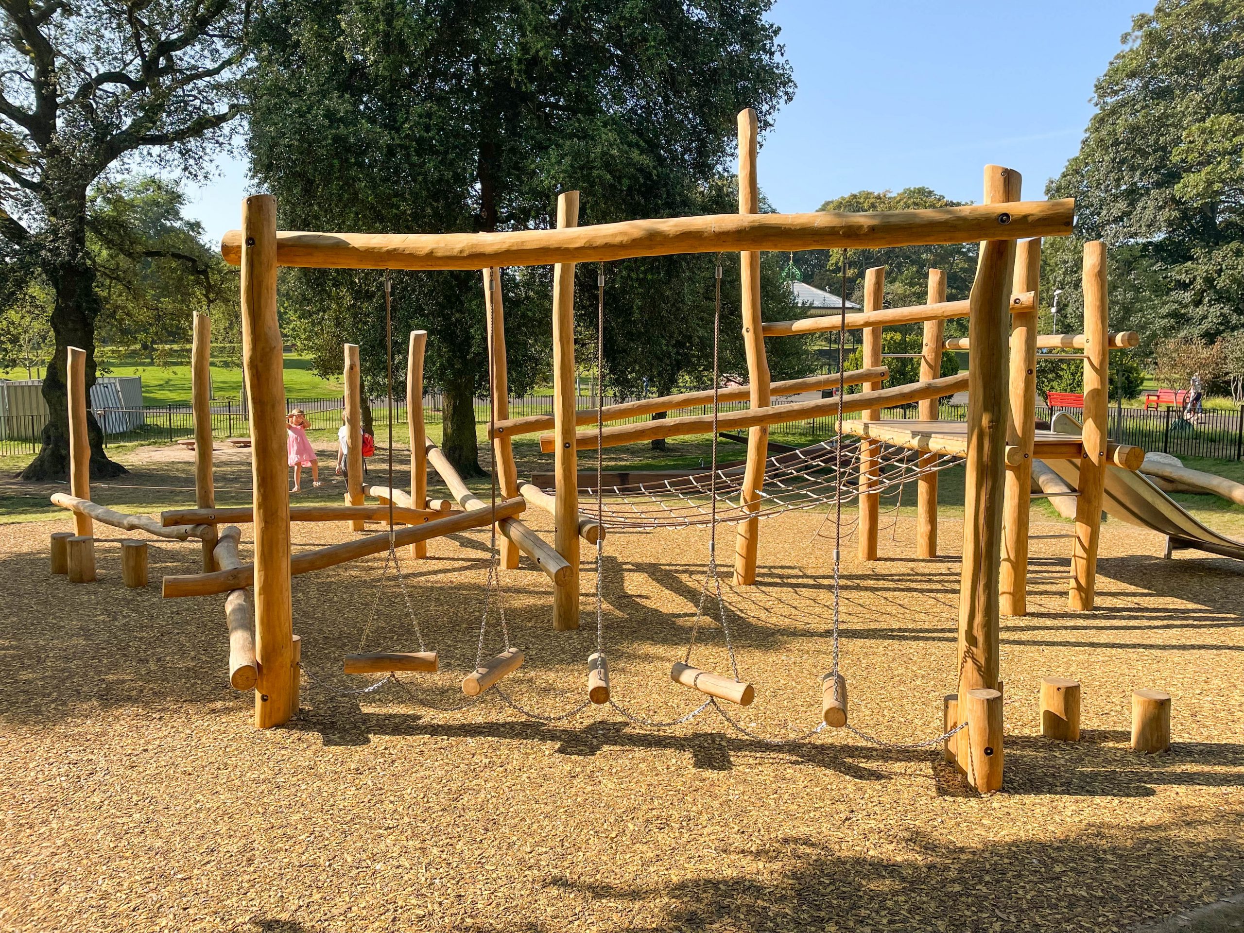 bespoke playgrounds ellington park